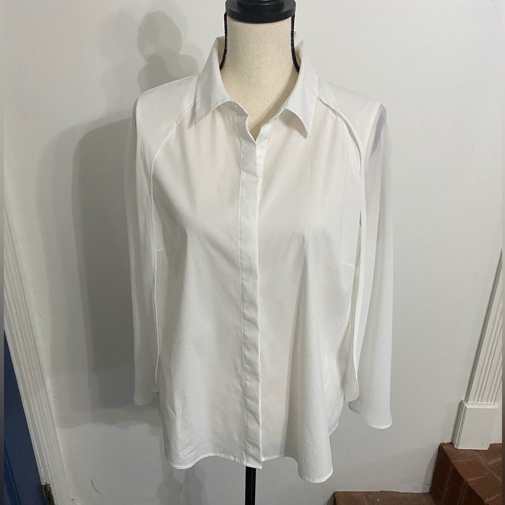 DKNY botanical gardens white button front poncho blouse Size Large